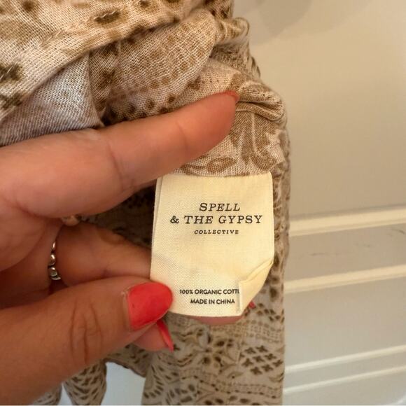 Spell and the Gypsy Lioness Dress - Picture 4 of 6